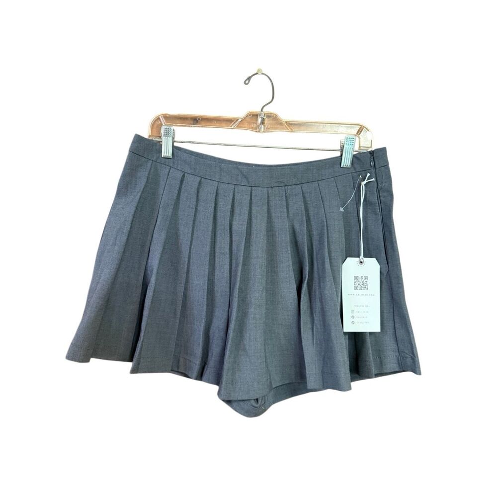 Cali 1850 Charcoal Grey Pleated Front Skort Shorts NWT Size L